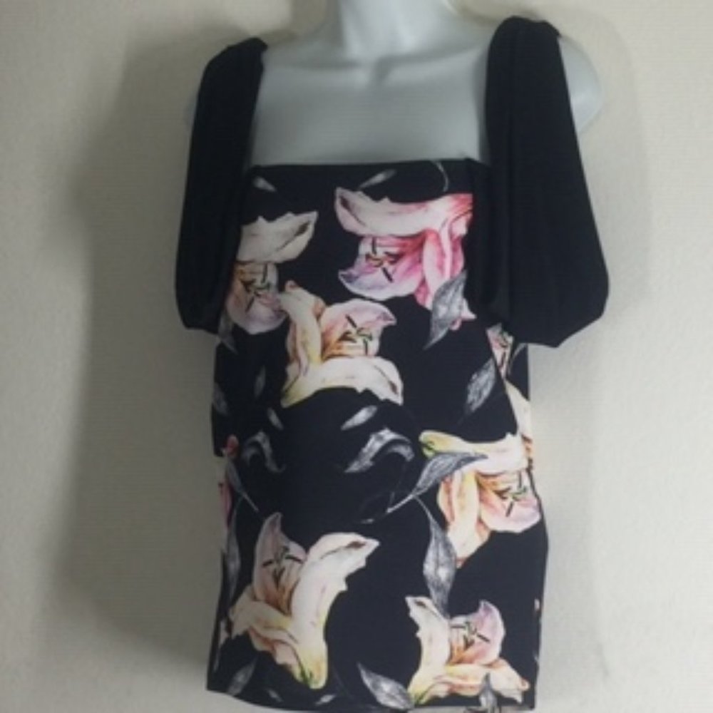 Blanc Black Floral Sleeveless Tank Top
